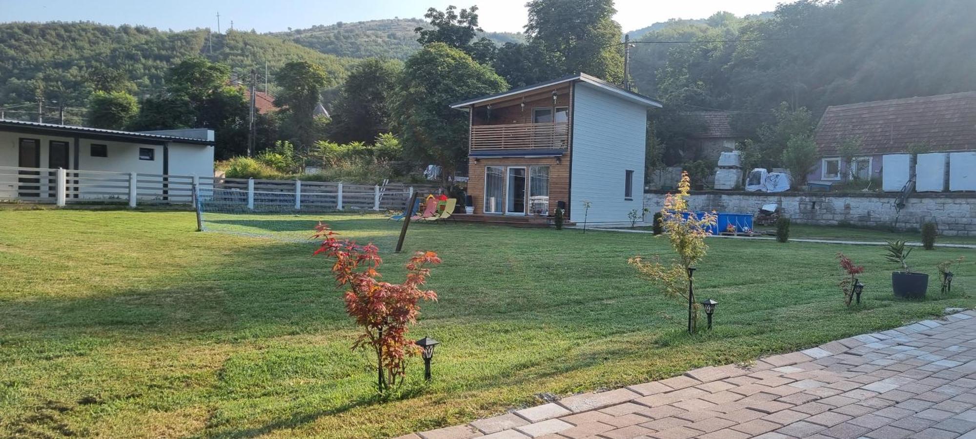 Vila Legrand Bazias エクステリア 写真